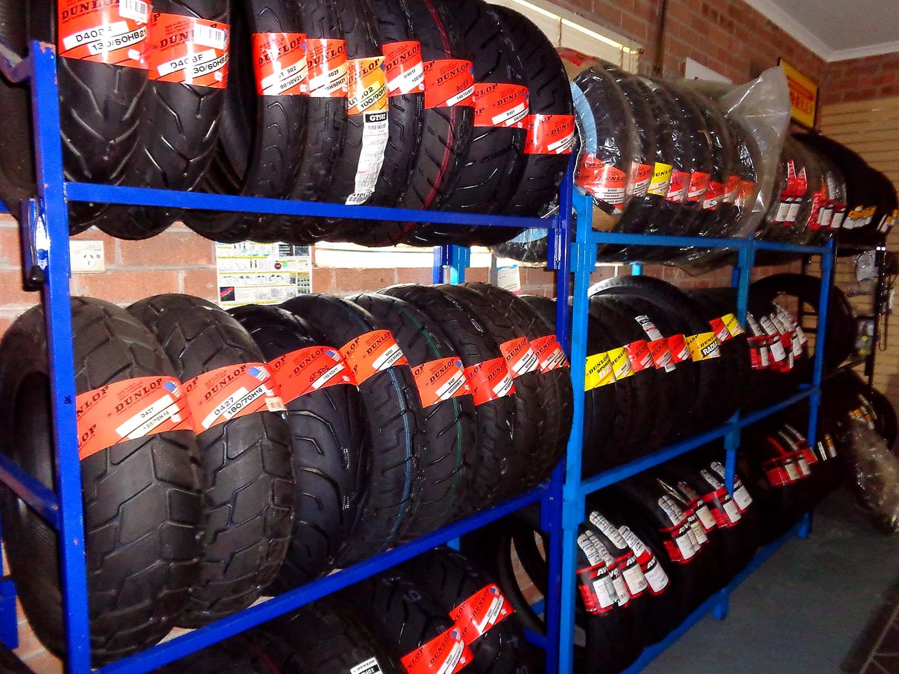 Dunlop Cruiser Tyres